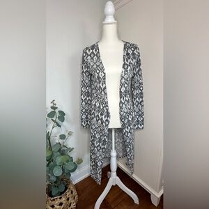 Atmosphere Long Sleeve Open Front Geometric Print Cardigan Sweater Size 4